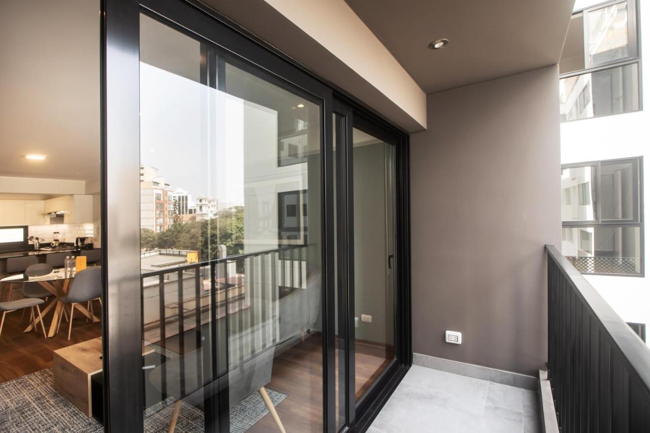 Alcanfores 1262 By Wynwood House Lima Exterior foto